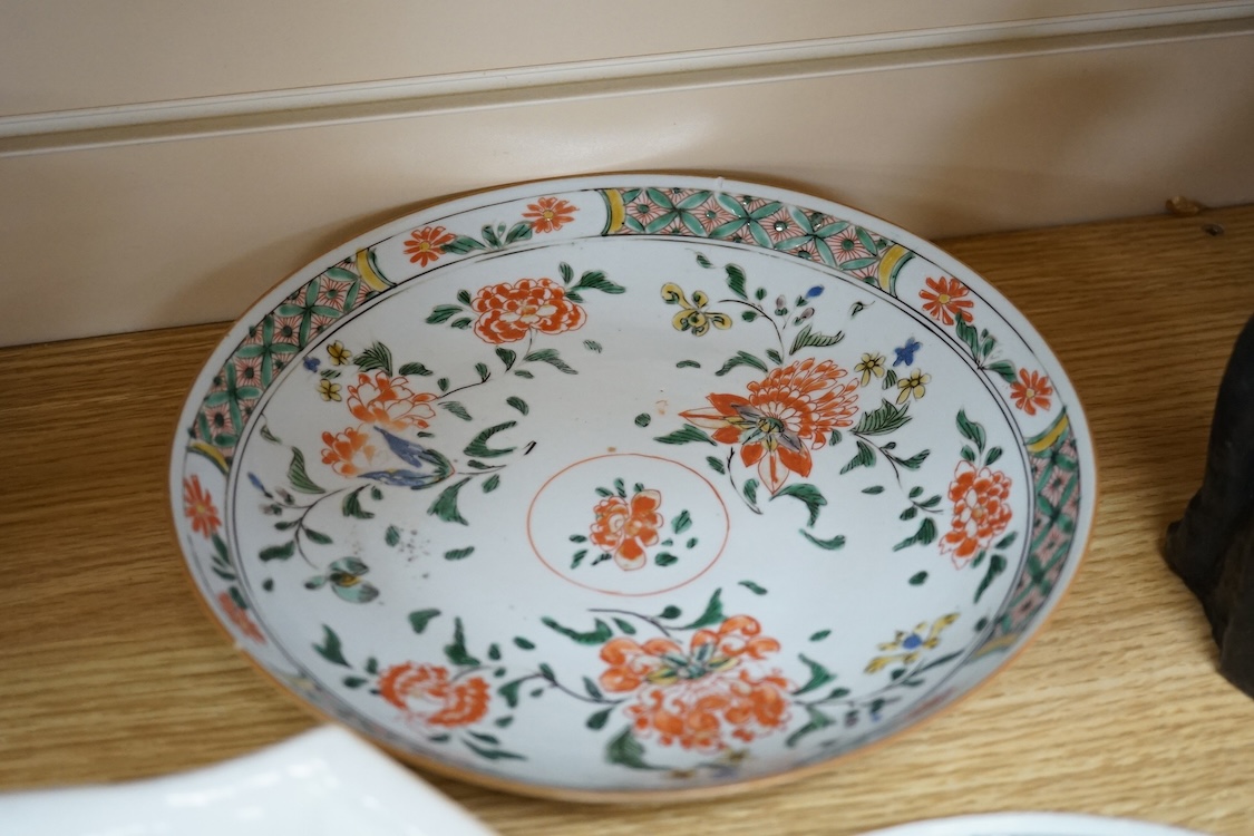 A pair of Chinese famille verte dishes, early 18th century and three 19th century Chinese bowls to include a crackle glazed example, largest 25cm wide